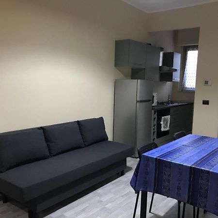 Апартаменти Il Borgo Antico: Vista Su Reggia Di Венарія-Реале Екстер'єр фото