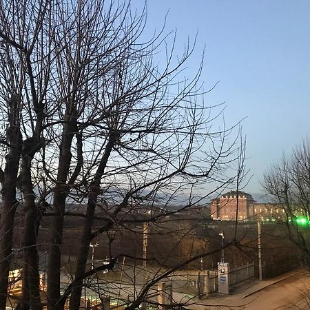 Апартаменти Il Borgo Antico: Vista Su Reggia Di Венарія-Реале Екстер'єр фото