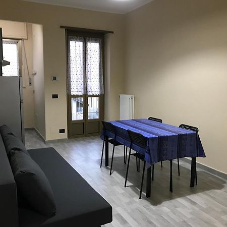 Апартаменти Il Borgo Antico: Vista Su Reggia Di Венарія-Реале Екстер'єр фото